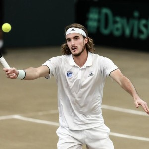 MK体育官网-单反何苦为难单反！西西帕斯对上单反选手，已吞下五连败