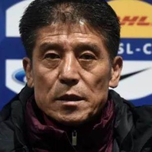 MK体育官网-强强对话深圳脆败 浪射+拼抢不足李章洙深感无奈